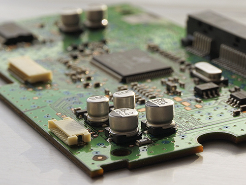 全自动精密点胶设备的精度能达到多少